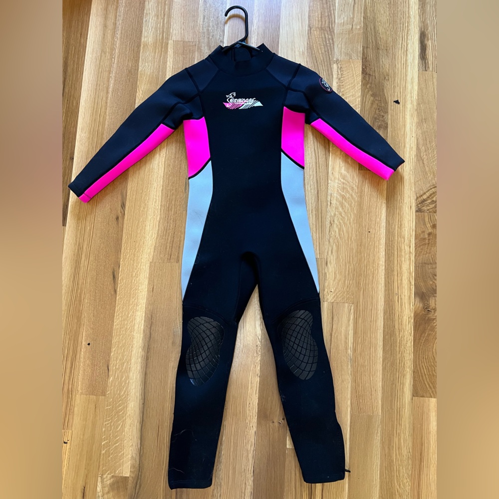 Kids Swim Wetsuit in Black and Pink